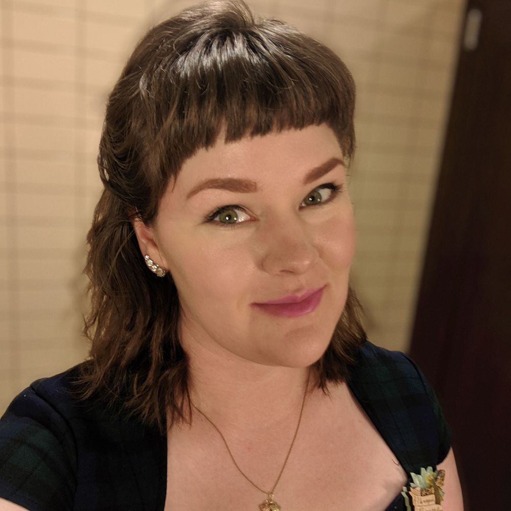 Meet your Posher, Stephanie